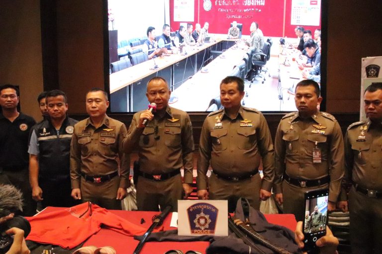 30 เมษายน 2567 เวลา 11.00 น. พล.ต.ท.กฤตธาพล ยี่สาคร ผบช.ภ.5 พร้อมด้วย พล.ต.ต.ธนะรัชต์ ชุ่มสวัสดิ์ รอง ผบช.ประจำฯ ช่วยราชการ ภ.5 , รอง ผบก.ภ.จว.เชียงใหม่ , ผกก.สภ.เมืองเชียงใหม่ , ผกก.สส.1 บก.สส.ภ.5 ,ผกก.สภ.ภูพิงคราชนิเวศน์ จ.เชียงใหม่ และผู้ที่เกี่ยวข้อง ร่วมกันแถลงข่าว ณ ห้องประชุมพระพุทธประทานยศบารมี ตำรวจภูธรภาค 5 อำเภอเมืองเชียงใหม่ จังหวัดเชียงใหม่ กรณีเหตุผู้ต้องหาก่อเหตุชิงทรัพย์ ย่านถนนคันคลองชลประทาน ถนนสุเทพหลังมหาวิทยาลัยเชียงใหม่ ชุมชนวัดอุโมง ต่อเนื่อง ถนนในหมู่บ้านแกรนวิว รวม 5 เคส ผู้เสียหาย 5 คน ลำดับเหตุการณ์