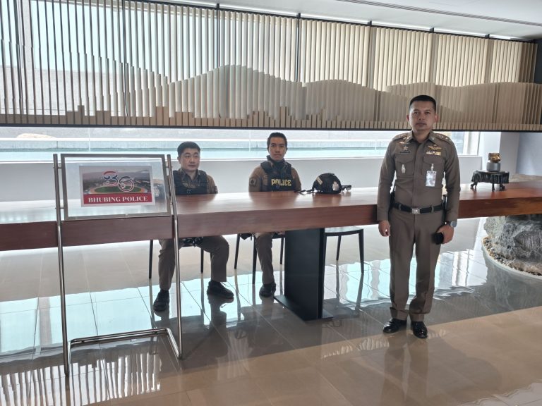 วันที่ 2 กันยายน 2568 เวลา 12.30 น. พ.ต.อ.มนัสชัย อินทร์เถื่อน ผกก.สภ.ภูพิงคราชนิเวศน์ ได้มาตรวจกองอำนวยการร่วมรักษาความปลอดภัยการแข่งขันกีฬารักบี้ฟุตบอลประเพณี ตำรวจไทย-มาเลเซีย ครั้งที่ 36 ณ โรงแรม ทราเวลลอร์ด เชียงใหม่