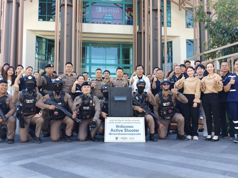 วันที่ 21 พฤศจิกายน 2568 เวลา 08.30 น. พ.ต.อ.มนัสชัย อินทร์เถื่อน ผกก.สภ.ภูพิงคราชนิเวศน์ ร่วมบรรยายให้ความรู้และซักซ้อมแผนเผชิญเหตุการเอาตัวรอดเมื่อเกิดเหตุการณ์กราดยิง (Active Shooter) ร่วมกับทางห้างสรรพสินค้าเซ็นทรัลแอร์พอร์ตเชียงใหม่