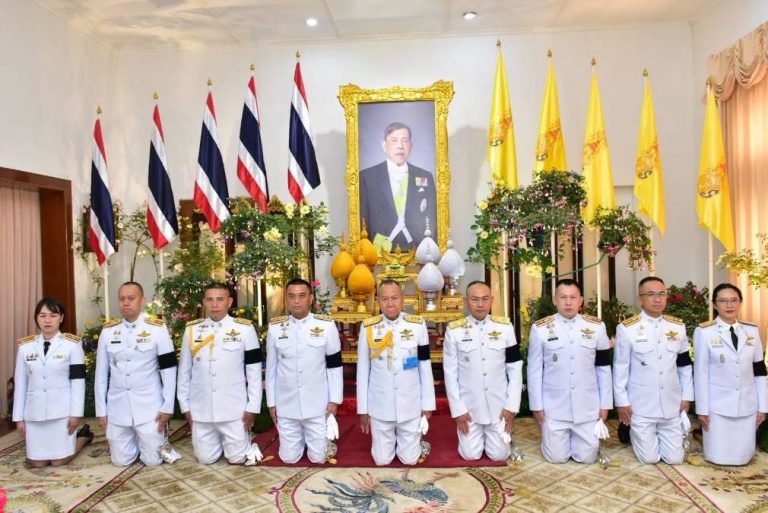 วันที่ 28 กรกฎาคม 2569  เวลา 10.00 น. พล.ต.ท.กฤตธาพล ยี่สาคร  ผบช.ภ.5  พล.ต.ต.ยุทธนา แก่นจันทร์ ผบก.ภ.จว.เชียงใหม พ.ต.อ.สิโณทัย ลิลิตธรรม  ผกก.สภ.ภูพิงคราชนิเวศน์  พร้อมข้าราชการตำรวจในสังกัด ร่วมพิธีลงนามถวายพระพรชัยมงคล เนื่องในโอกาสพระราชพิธีมหามงคลเฉลิมพระชนมพรรษา พระบาทสมเด็จพระปรเมนทรรามาธิบดีศรีสินทรมหาวชิราลงกรณ พระวชิรเกล้าเจ้าอยู่หัว รัชกาลที่ 10