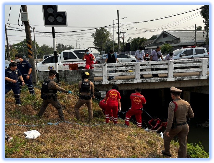 วันที่ 5 เมษายน 2569 เวลาประมาณ 14.25 น. ร.ต.อ.สมโภช น้อยคง  รองสารวัตร (สอบสวน) พนักงานสอบสวน สภ.ภูพิงคราชนิเวศน์ เหตุเสียชีวิตไม่ทราบสาเหตุ สถานที่เกิดเหตุแยกเกษตรคันคลอง ชลประทาน ตำบลสุเทพ อำเภอเมืองเชียงใหม่ จังหวัดเชียงใหม่